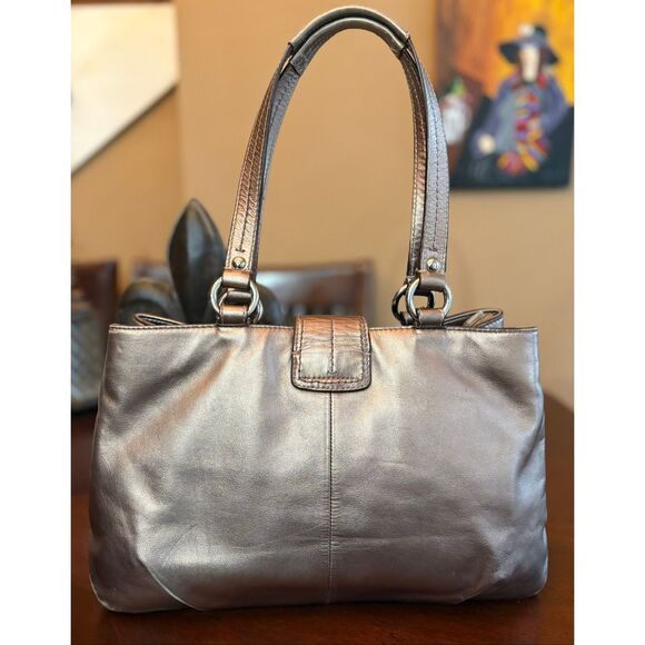 COACH - Lg. Soho East/West Tote Shoulder Bag in Metallic Bronze Leather. F18751 - Picture 4 of 13
